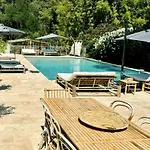 18th-century Mill With Tennis Near Uzes