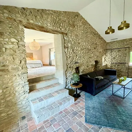 18th-century Mill With Tennis Near Uzes Les Mages